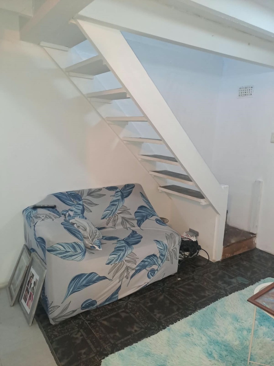 2 Bedroom Property for Sale in Algoa Park Eastern Cape